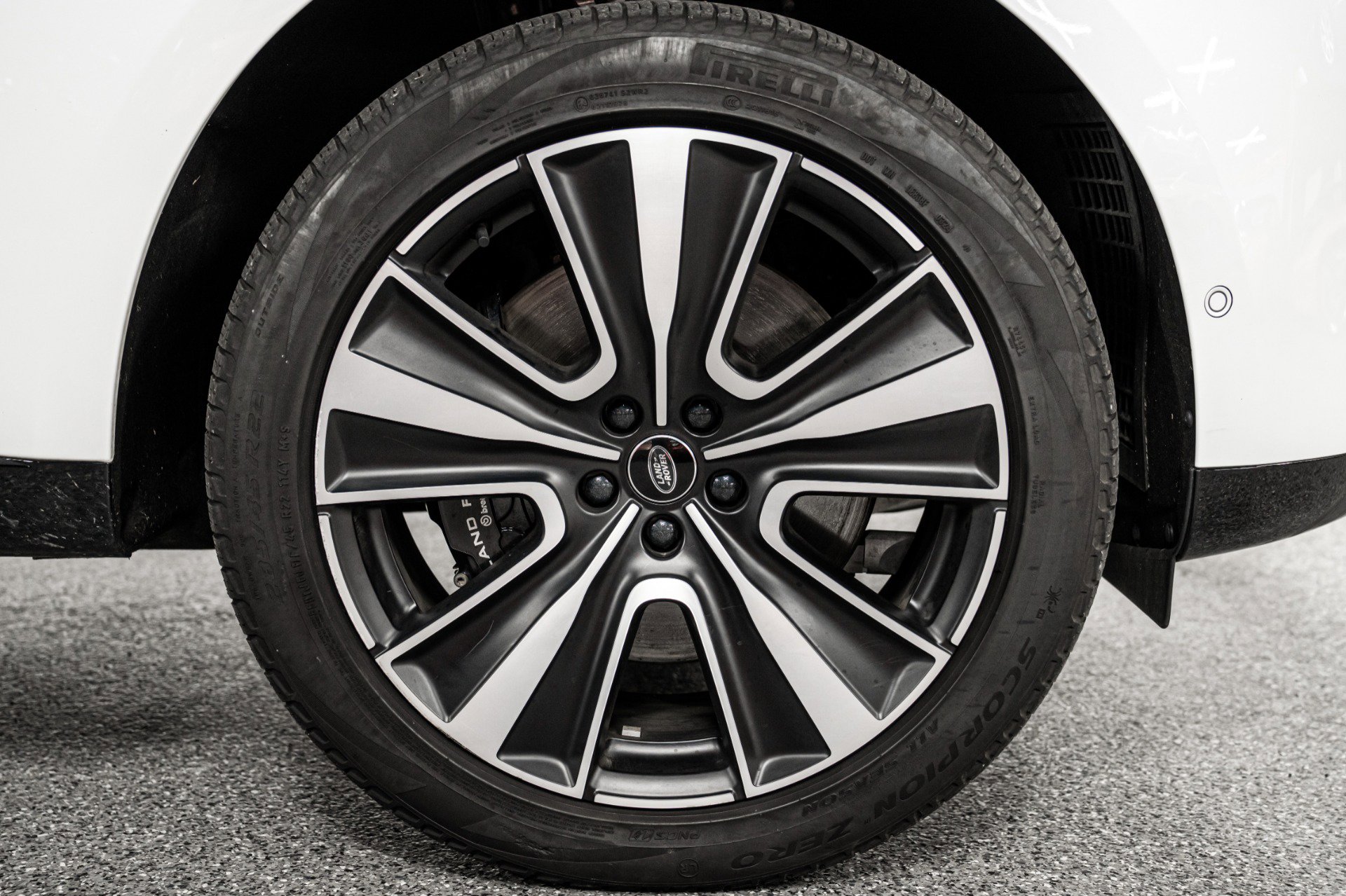 Used 2024 Land Rover Range Rover Autobiography image 10