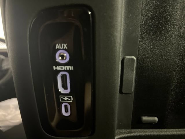 New 2027 Chrysler Pacifica Pinnacle AWD/4WD image 41