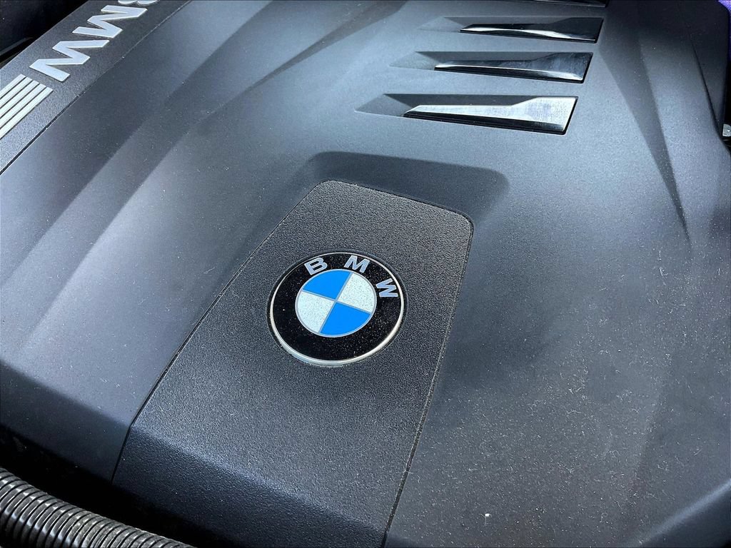 Used 2023 BMW X7 xDrive40i w/ Executive Package AWD/4WD image 32