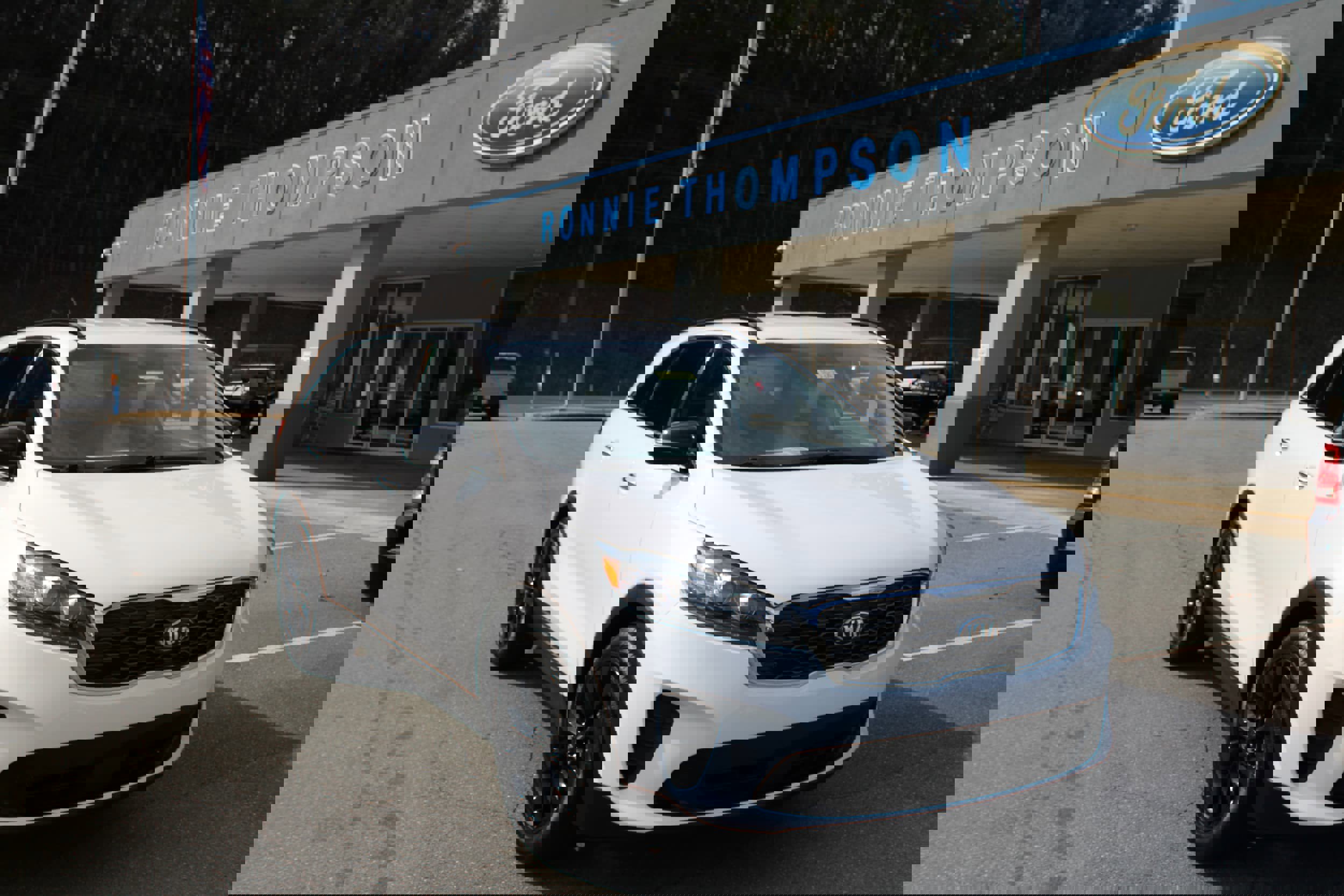 Used 2020 Kia Sorento S image 1