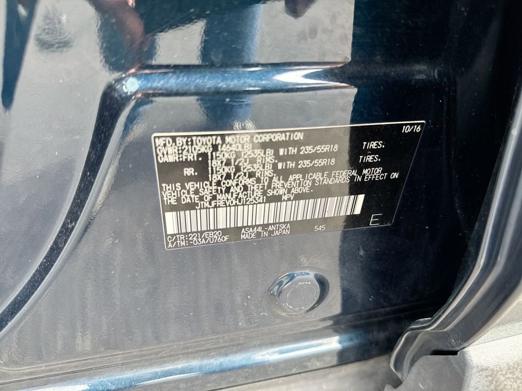 Used 2017 Toyota RAV4 SE w/ Advanced Technology Package image 29