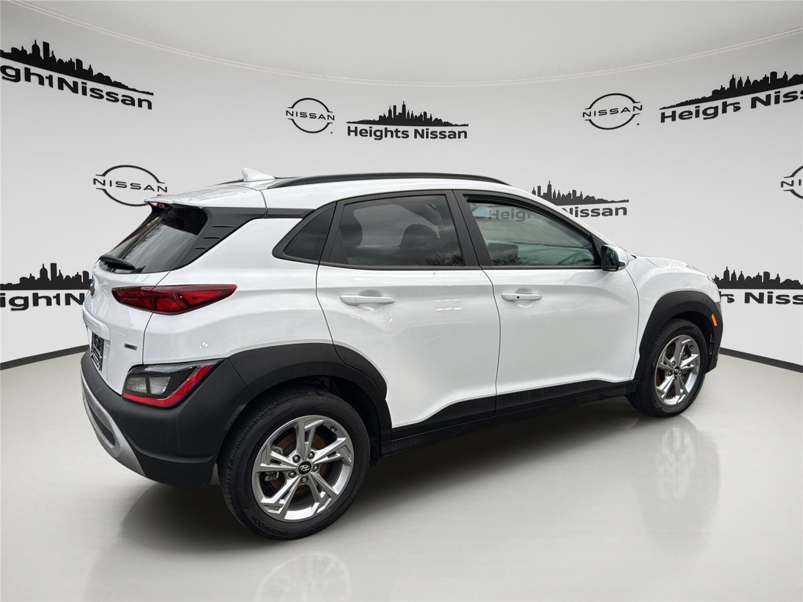 Used 2023 Hyundai Kona SEL w/ Cargo Package image 9
