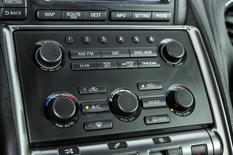 Used 2009 Nissan GT-R Premium AWD/4WD image 26
