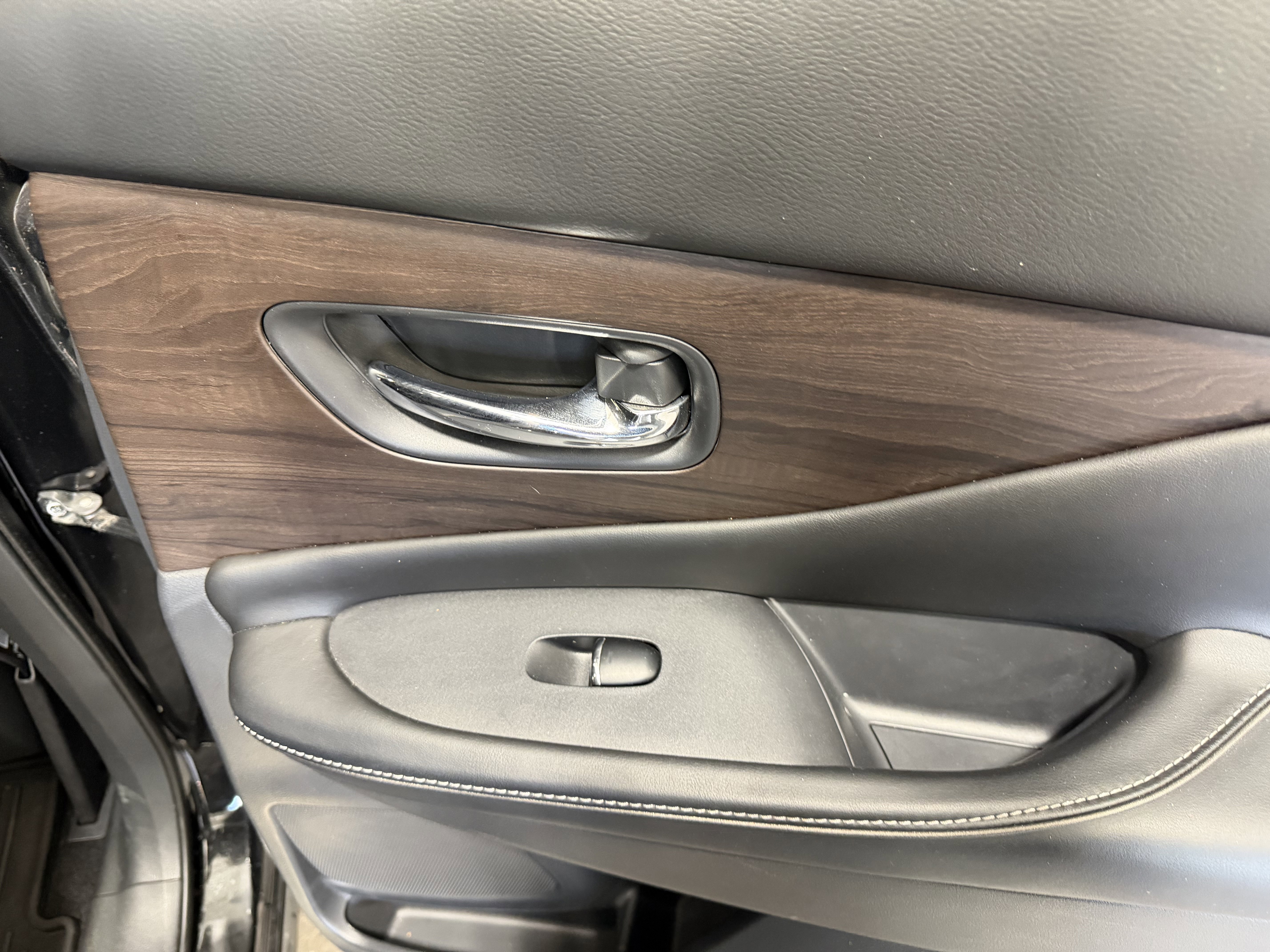 Used 2019 Nissan Murano Platinum image 30