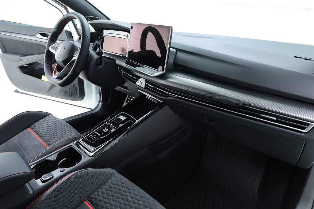 New 2025 Volkswagen GTI SE image 32