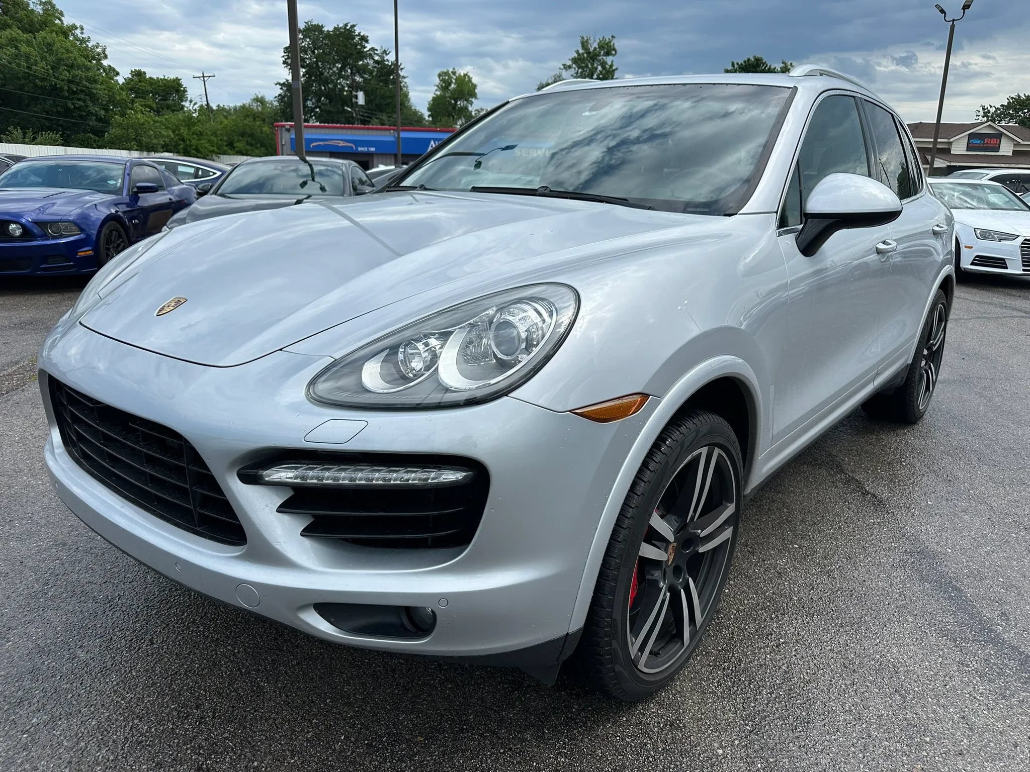 Used 2014 Porsche Cayenne Turbo S AWD/4WD image 31