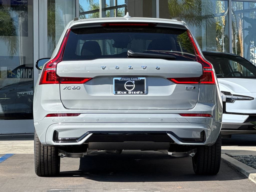 New 2026 Volvo XC60 B5 Ultra image 4