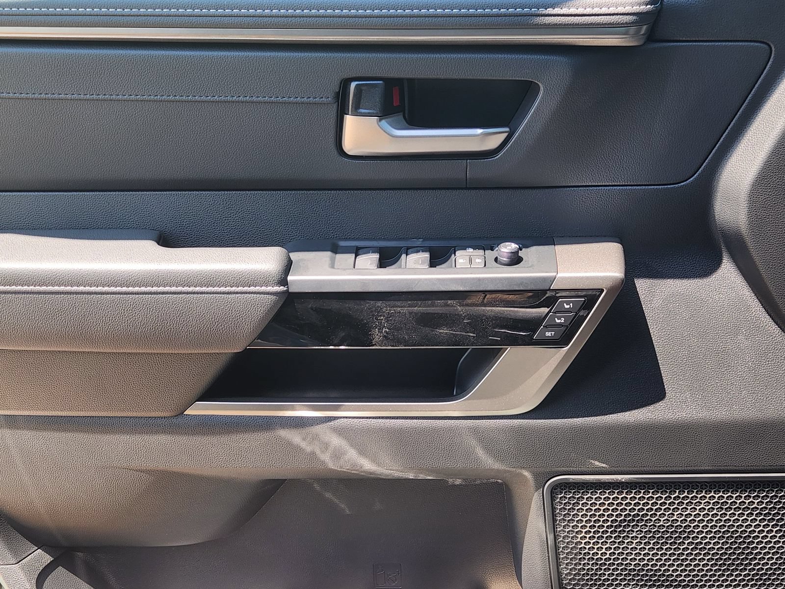 New 2026 Toyota Tundra Limited AWD/4WD image 21