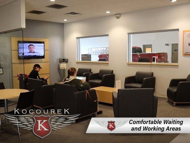 Used 2023 Ford F150 XLT w/ Equipment Group 302A High image 33