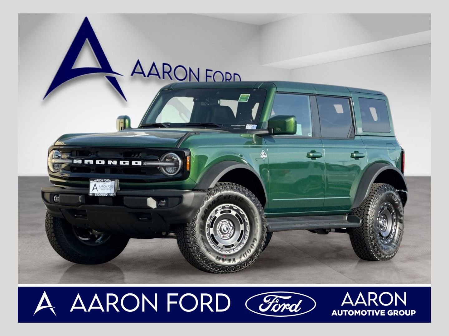 New 2025 Ford Bronco Outer Banks w/ Sasquatch Package