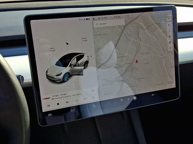 Used 2021 Tesla Model Y Long Range image 19