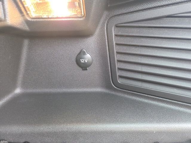 Used 2015 Ford C-MAX SEL w/ Equipment Group 302A image 12