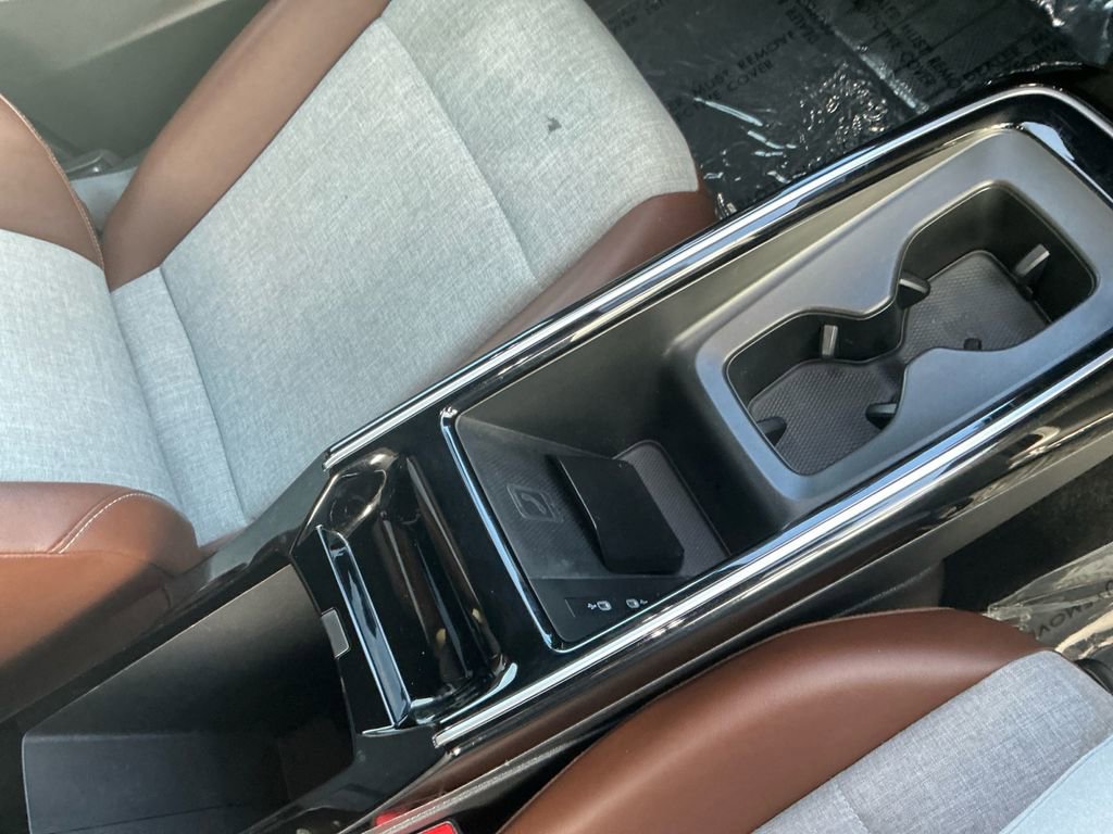 Used 2023 Volkswagen ID.4 Pro image 17