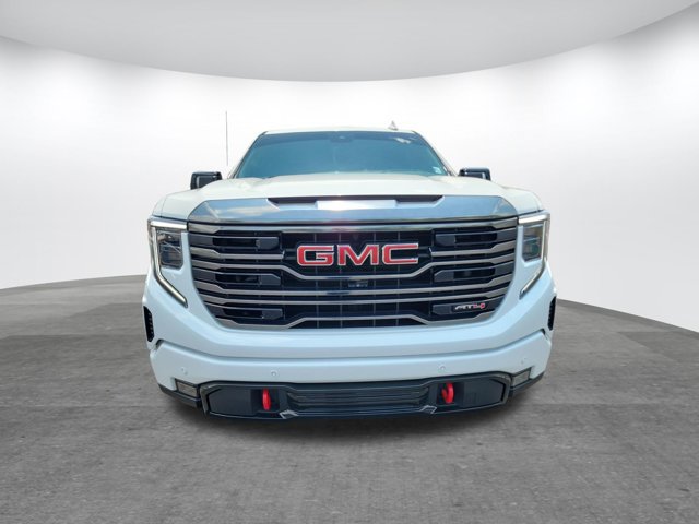 Used 2023 GMC Sierra 1500 AT4 w/ AT4 Premium Package AWD/4WD image 2