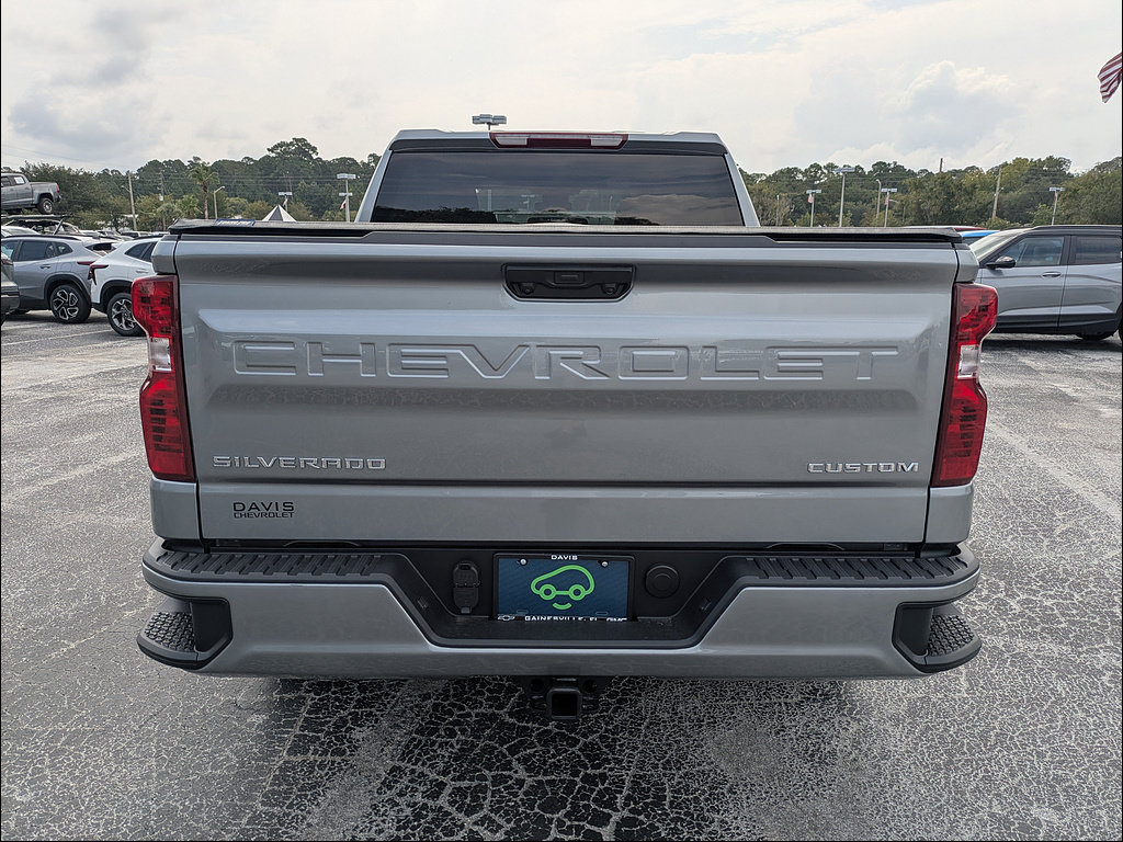 Certified 2026 Chevrolet Silverado 1500 Custom RWD image 6