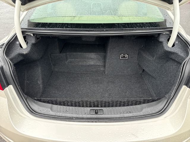 Used 2013 Chevrolet Malibu Eco w/ Navigation Package image 17