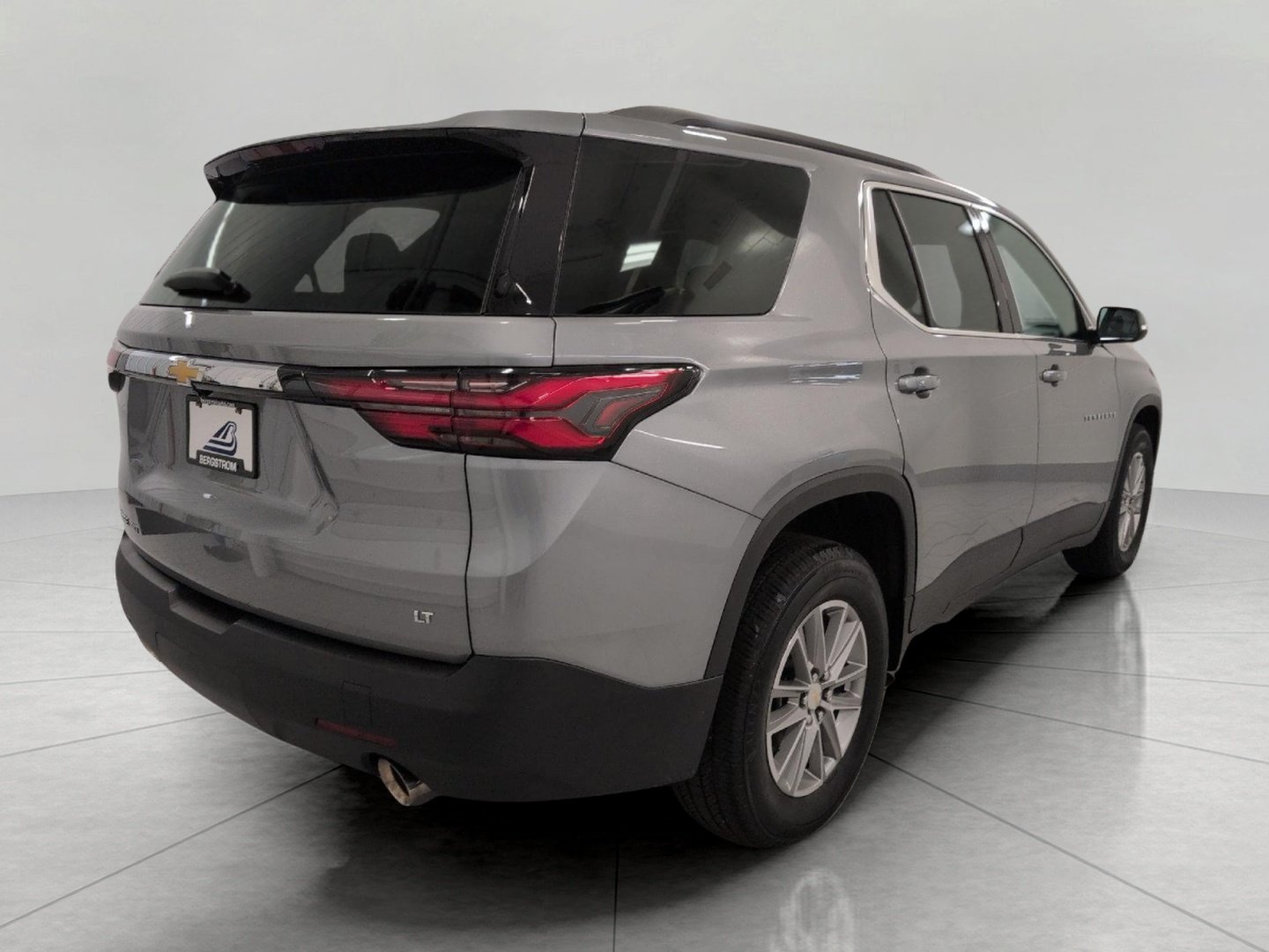 Used 2023 Chevrolet Traverse LT AWD/4WD image 20