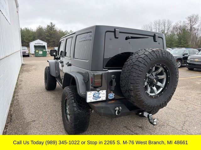 Used 2014 Jeep Wrangler Unlimited Rubicon w/ Max Tow Package AWD/4WD image 8