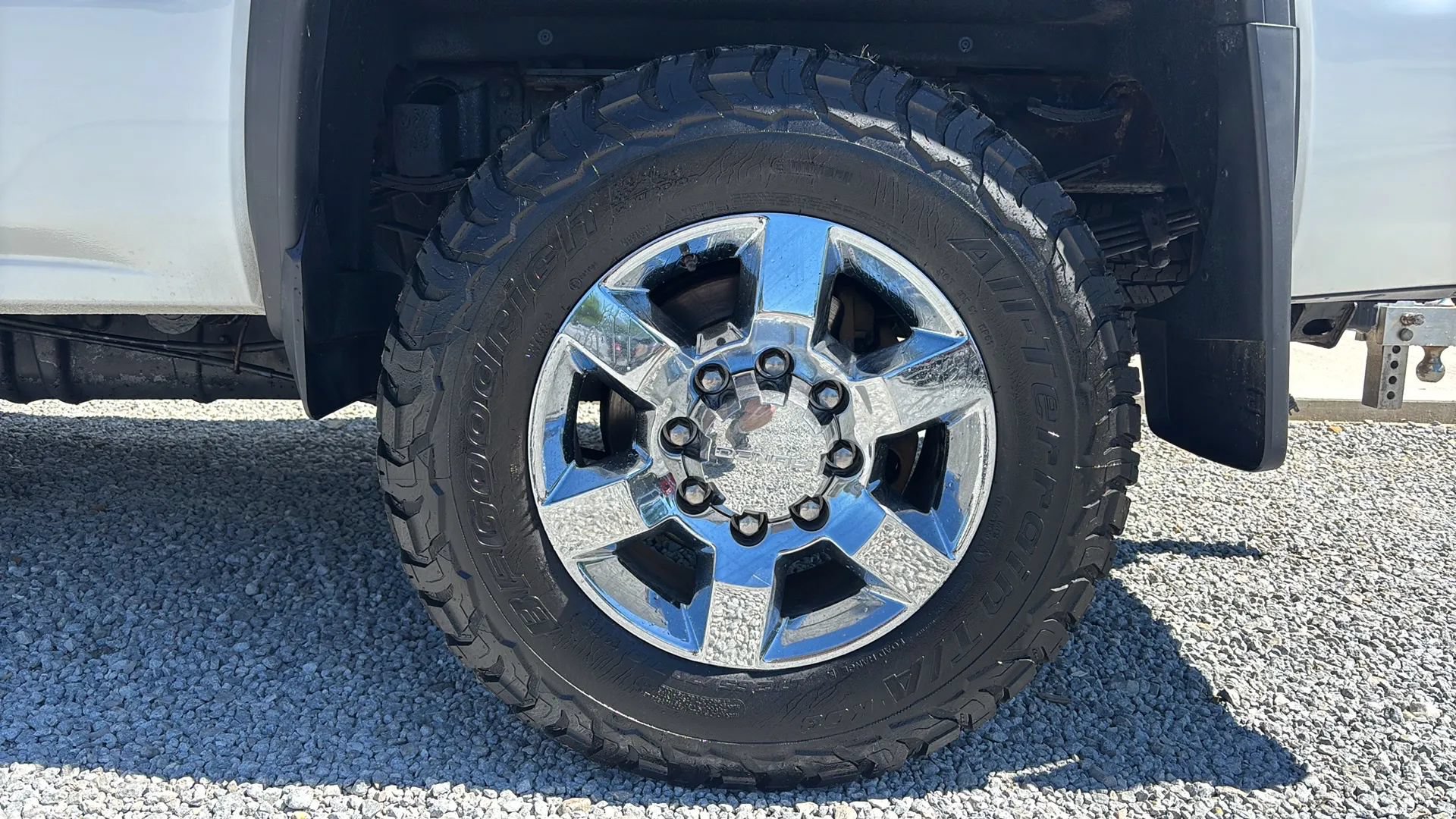 Used 2018 GMC Sierra 3500 Denali w/ Duramax Plus Package AWD/4WD image 2