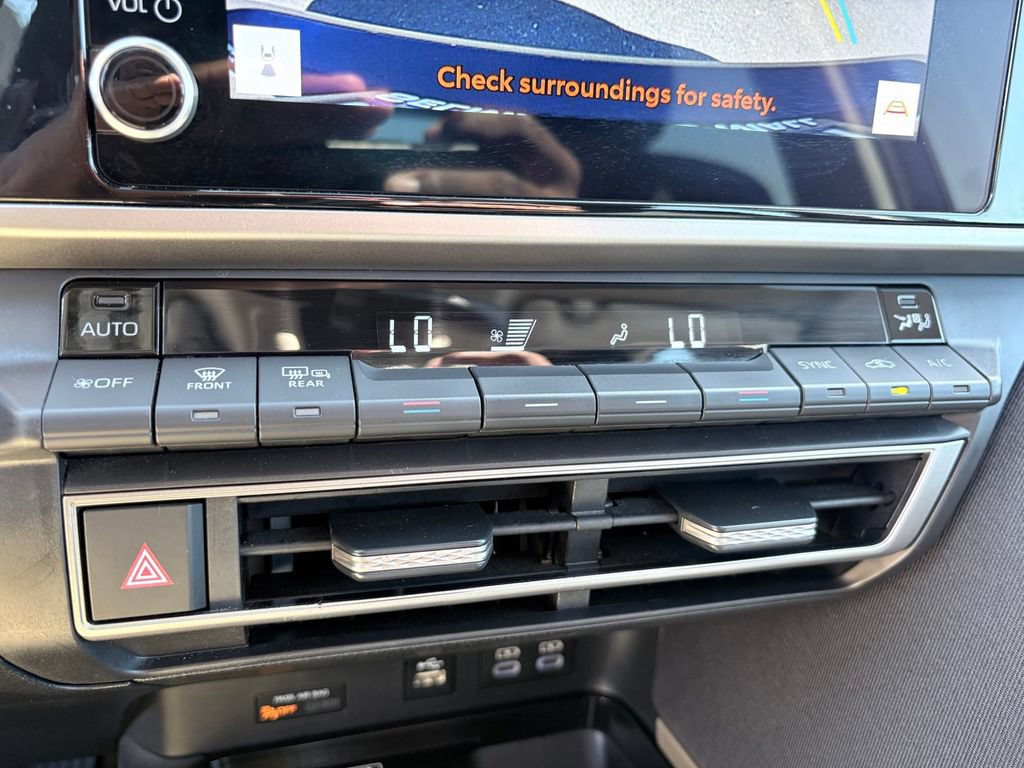 Used 2025 Toyota Camry LE FWD image 20