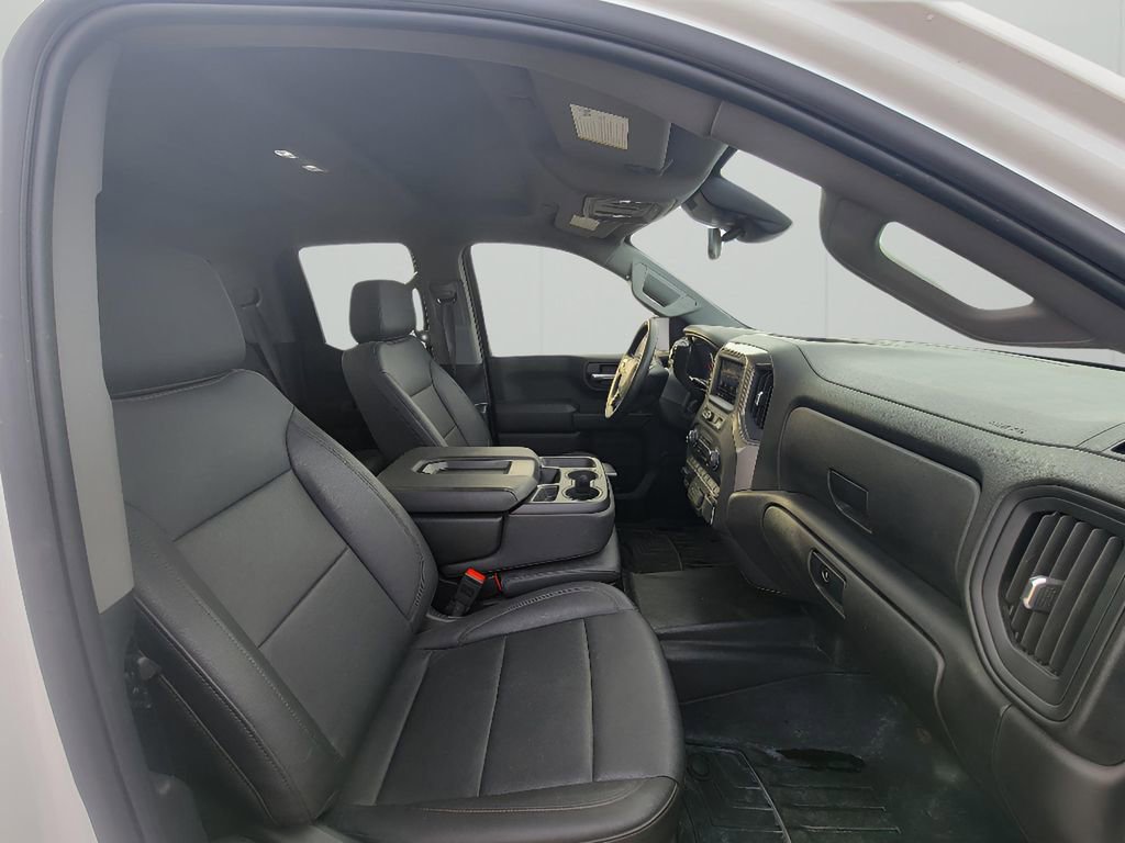 Used 2025 Chevrolet Silverado 1500 W/T w/ WT Value Package image 34