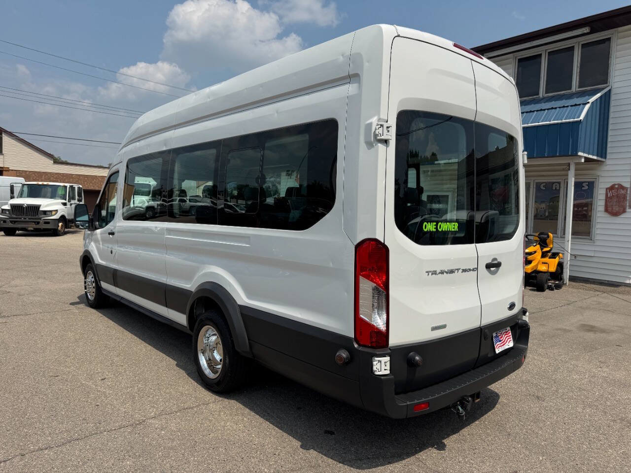 Used 2017 Ford Transit 350 XL RWD image 8