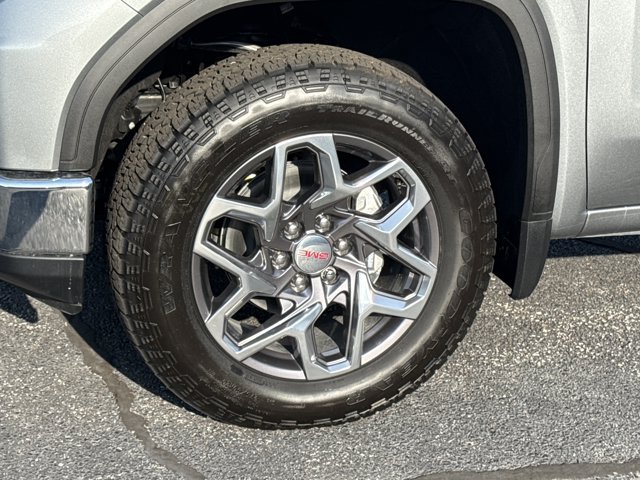 New 2026 GMC Sierra 1500 SLT AWD/4WD image 17