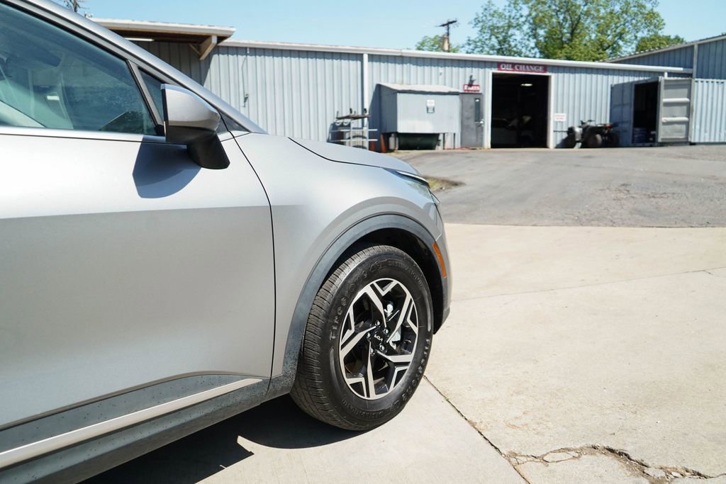 Used 2023 Kia Sportage LX FWD image 17
