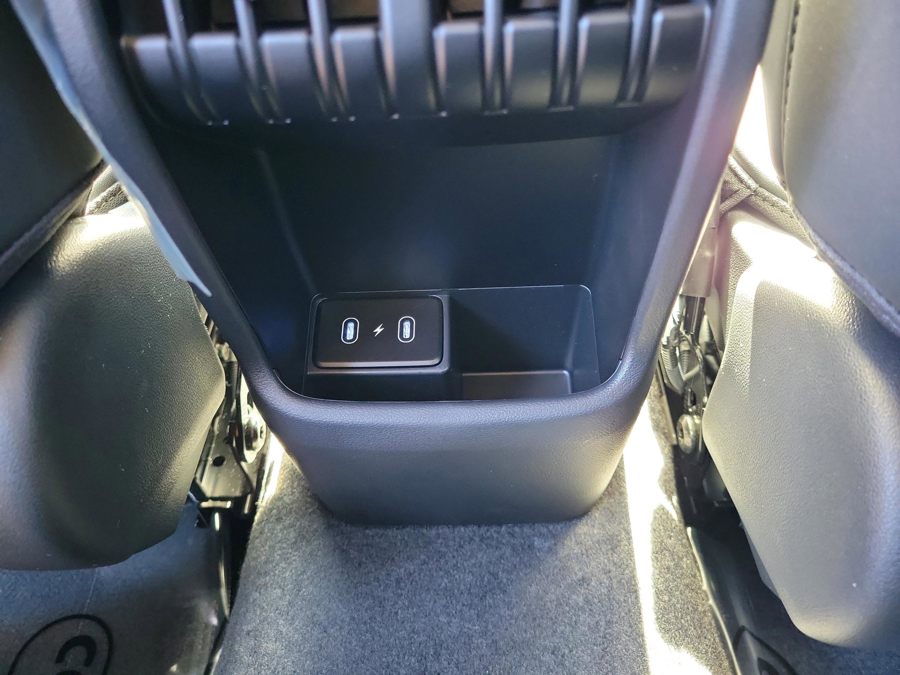 New 2026 Hyundai Kona SEL Premium image 12