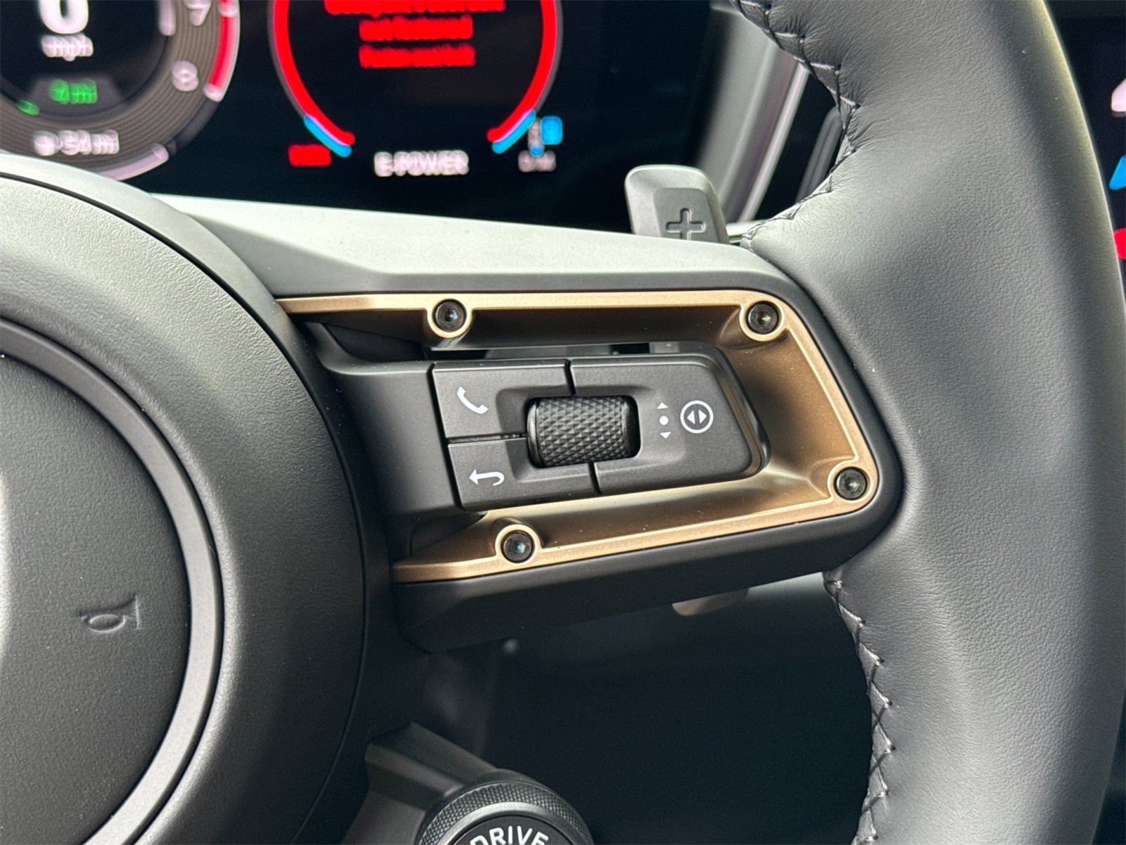 New 2026 Porsche Cayenne Turbo image 27