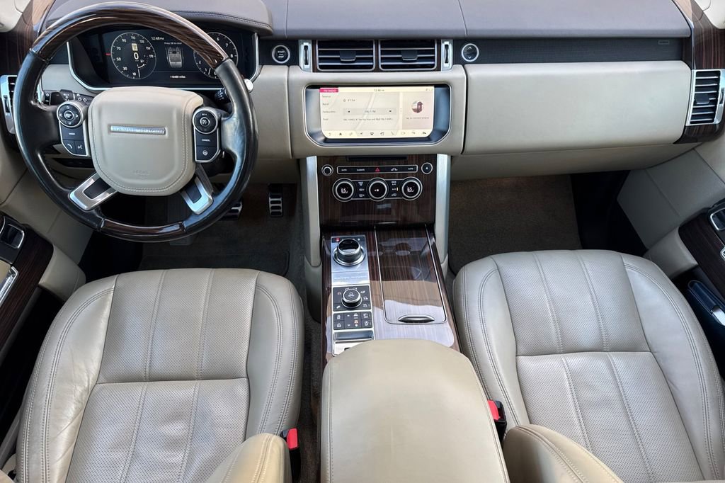 Used 2017 Land Rover Range Rover Supercharged image 12