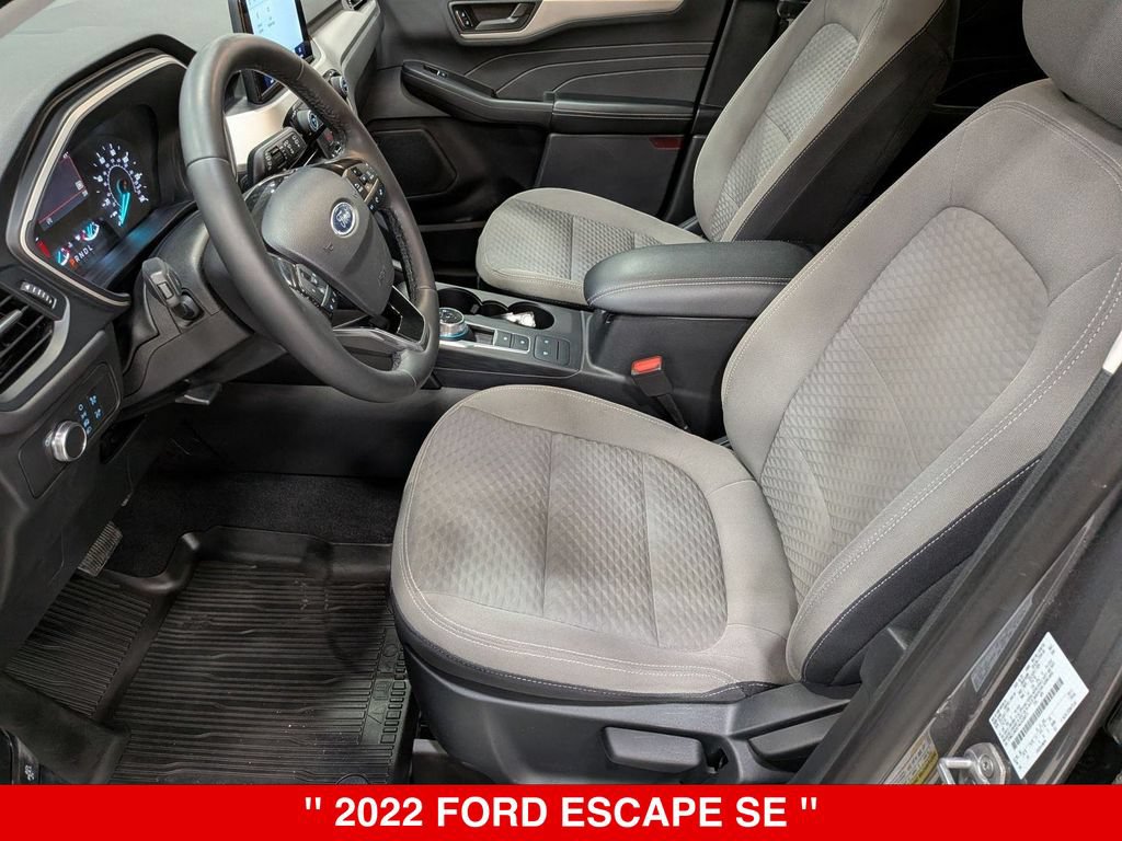 Used 2022 Ford Escape SE w/ Cold Weather Package AWD/4WD image 12