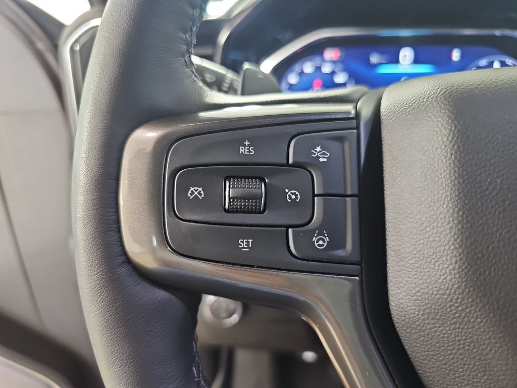 Used 2026 Chevrolet Silverado 1500 High Country AWD/4WD image 21