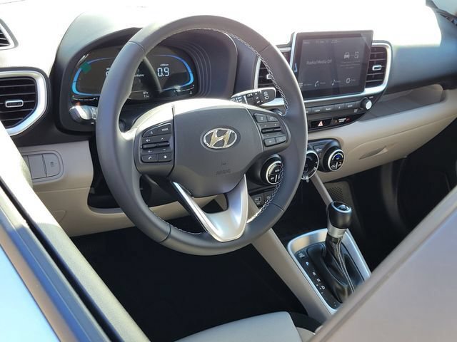New 2026 Hyundai Venue SEL FWD image 3