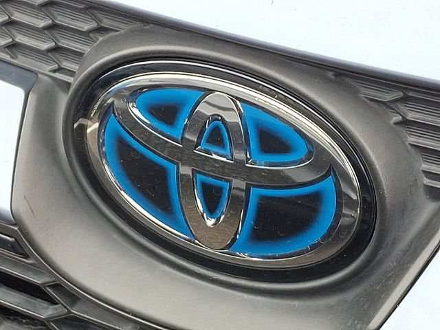 Used 2022 Toyota Corolla LE FWD image 3