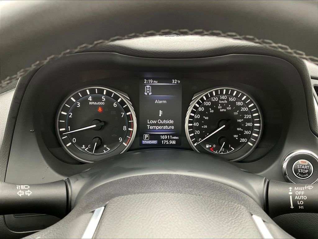 Used 2022 INFINITI Q50 Luxe AWD/4WD image 15