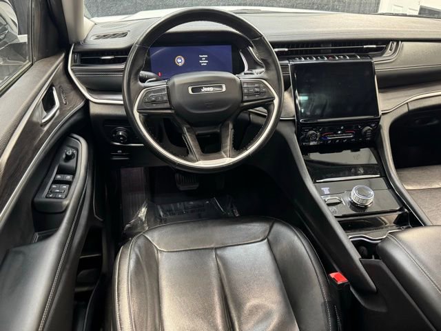 Used 2022 Jeep Grand Cherokee Limited image 7