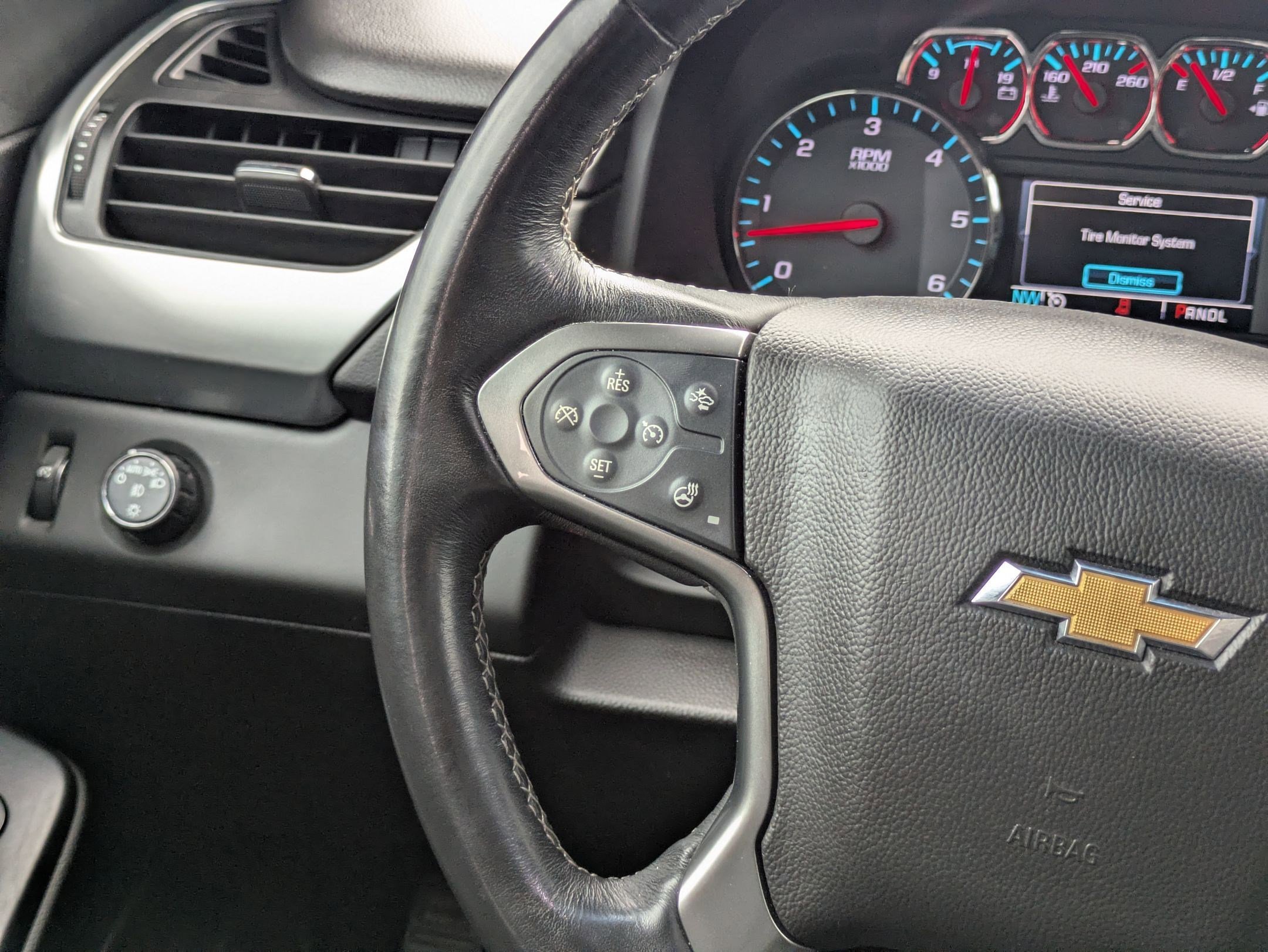 Used 2019 Chevrolet Tahoe LT image 21