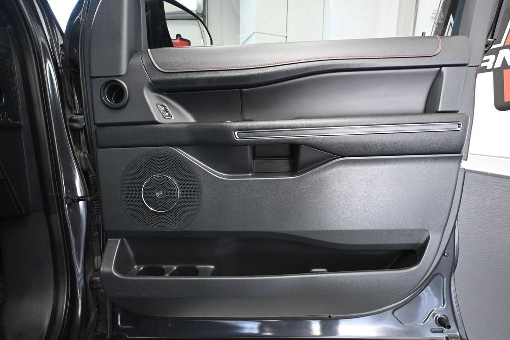 Used 2022 Ford Expedition Max Limited w/ Equipment Group 303A AWD/4WD image 51