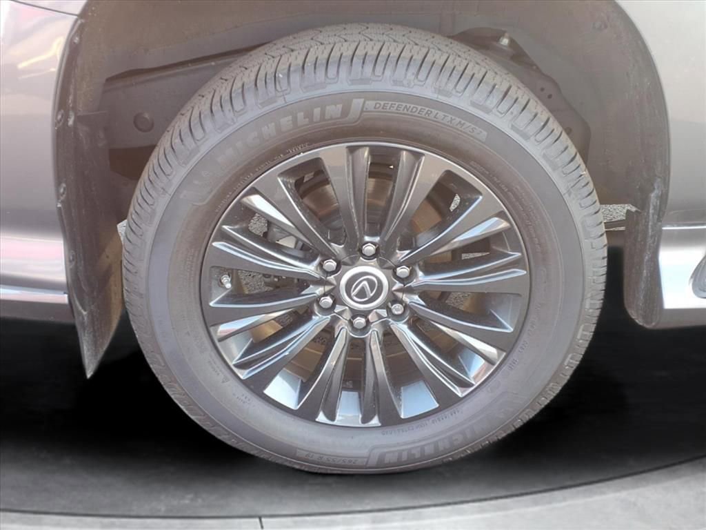 Used 2023 Lexus GX 460 Premium w/ Accessory Package image 24