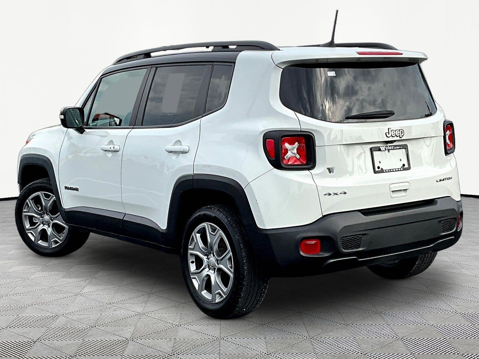 Used 2022 Jeep Renegade Limited AWD/4WD image 4