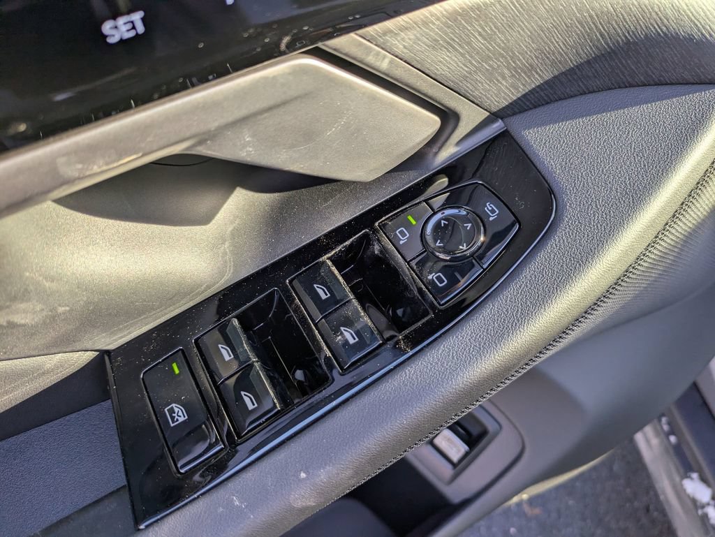New 2026 BMW 530i xDrive w/ Premium Package AWD/4WD image 13