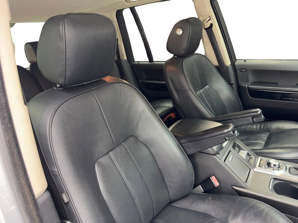 Used 2012 Land Rover Range Rover HSE image 39