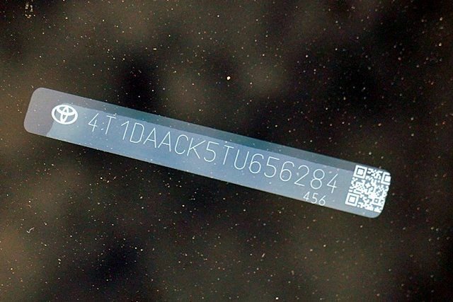 Used 2026 Toyota Camry SE w/ Multimedia Upgrade Package FWD image 34