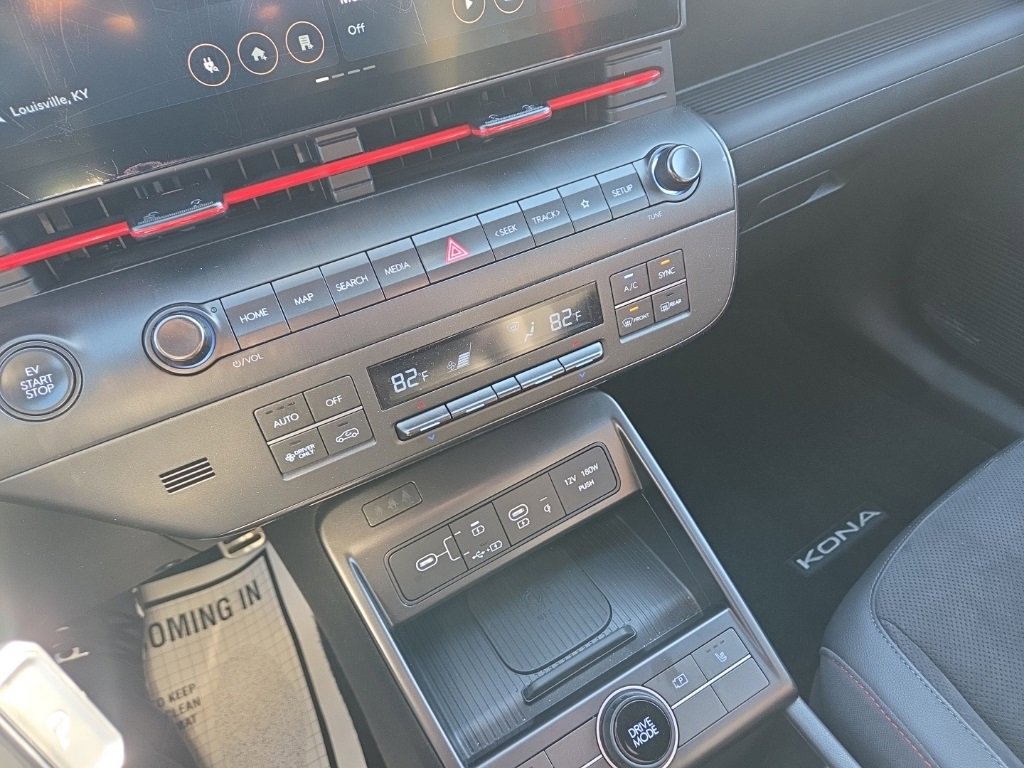 Used 2025 Hyundai Kona N Line image 30
