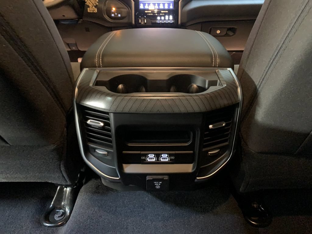 Used 2025 RAM 2500 Big Horn AWD/4WD image 15