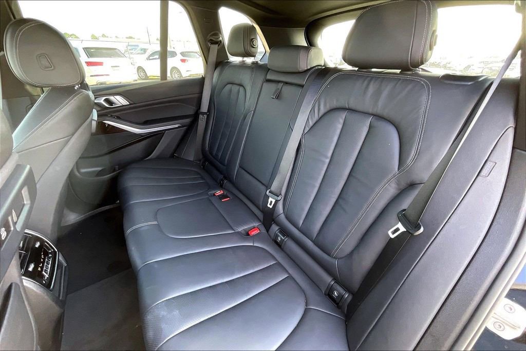 Used 2019 BMW X5 xDrive40i w/ Convenience Package image 19