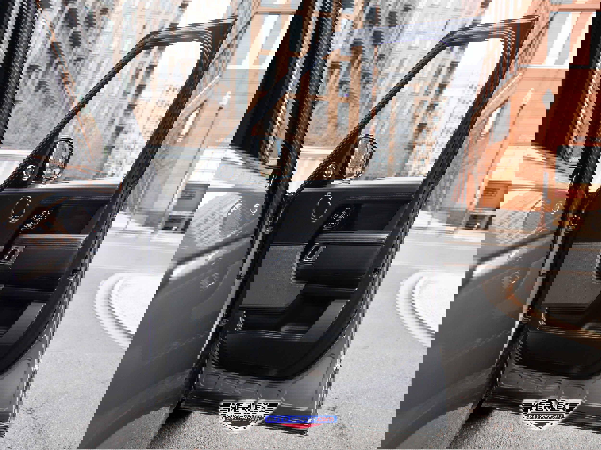 Used 2022 Land Rover Range Rover Westminster Edition image 44