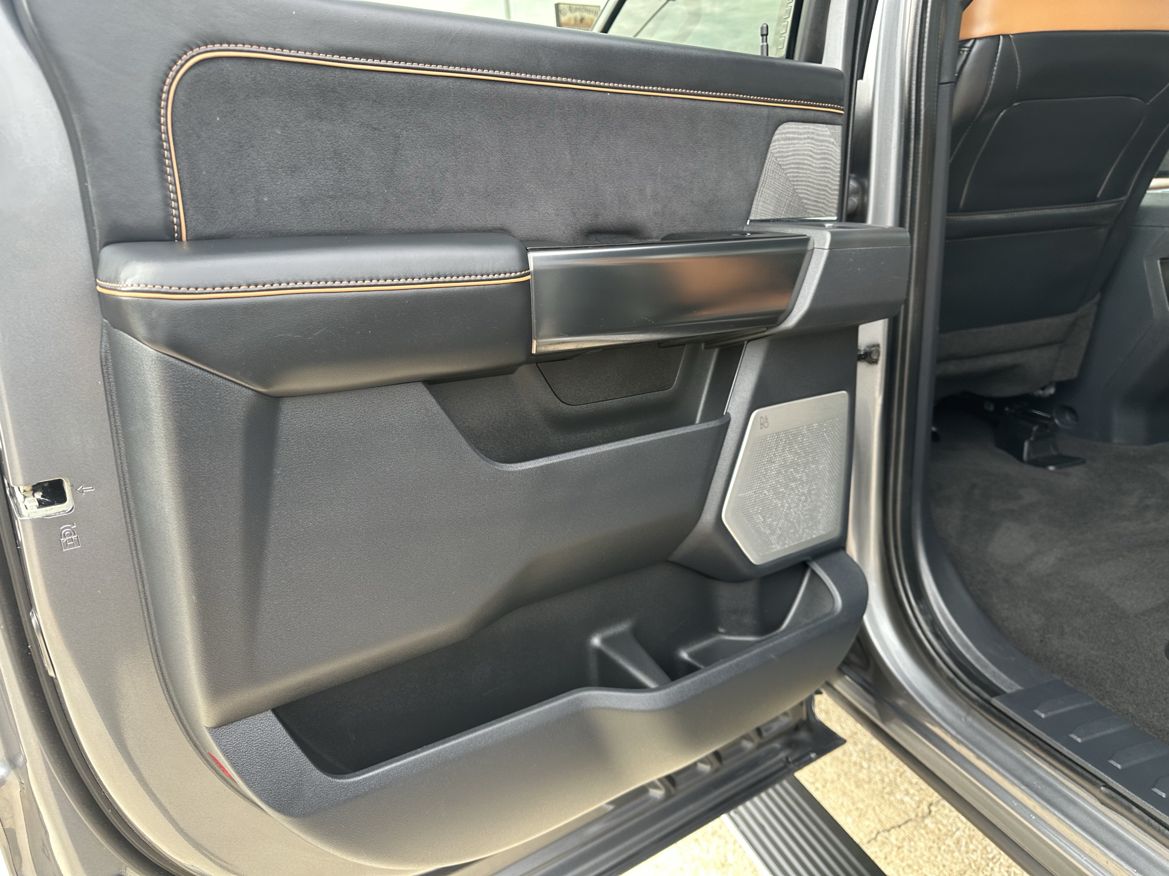 Used 2024 Ford F450 Platinum AWD/4WD image 26