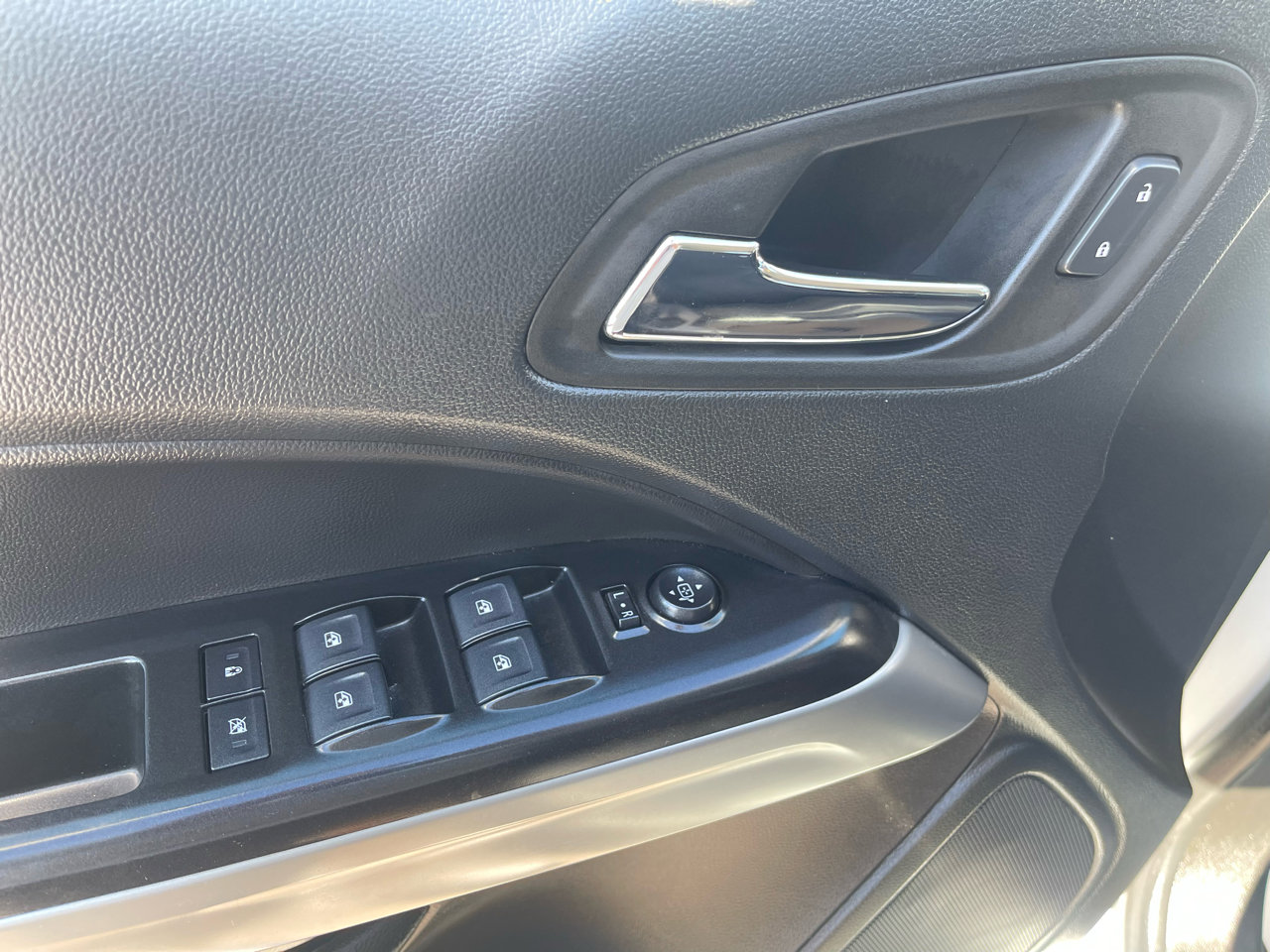 Used 2022 Chevrolet Colorado LT w/ Safety Package image 20